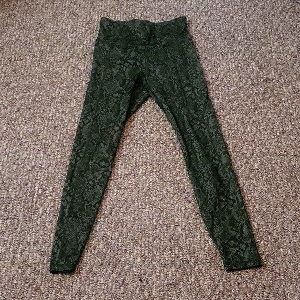 Green snake print leggings